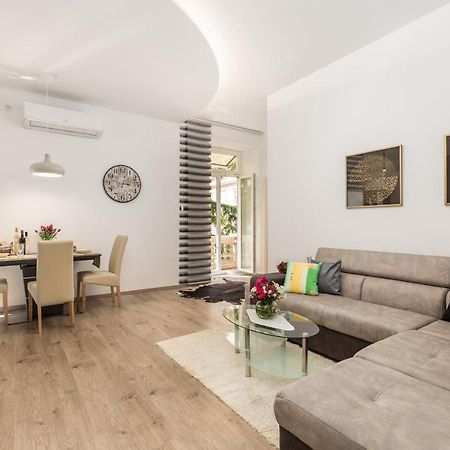 Quiet Center Apartments Риека Экстерьер фото