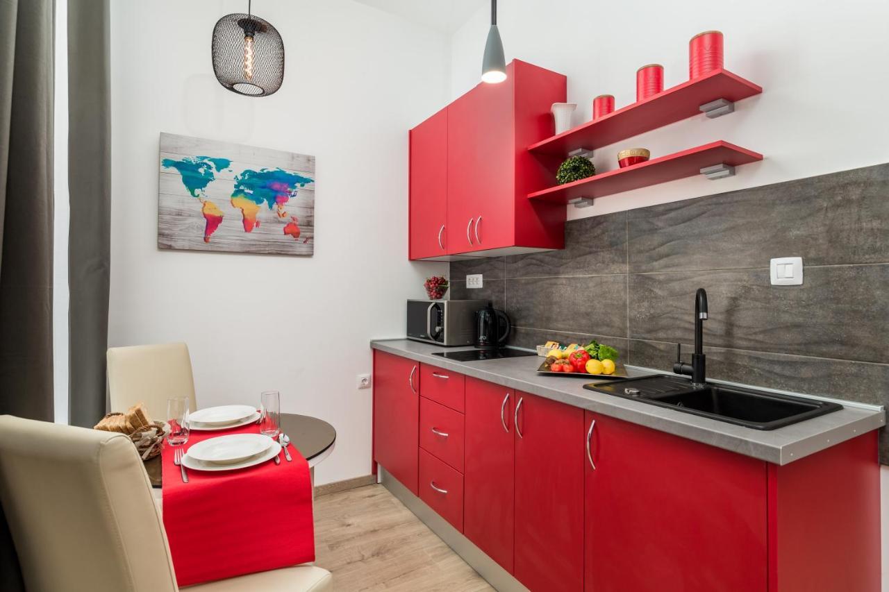 Quiet Center Apartments Риека Экстерьер фото