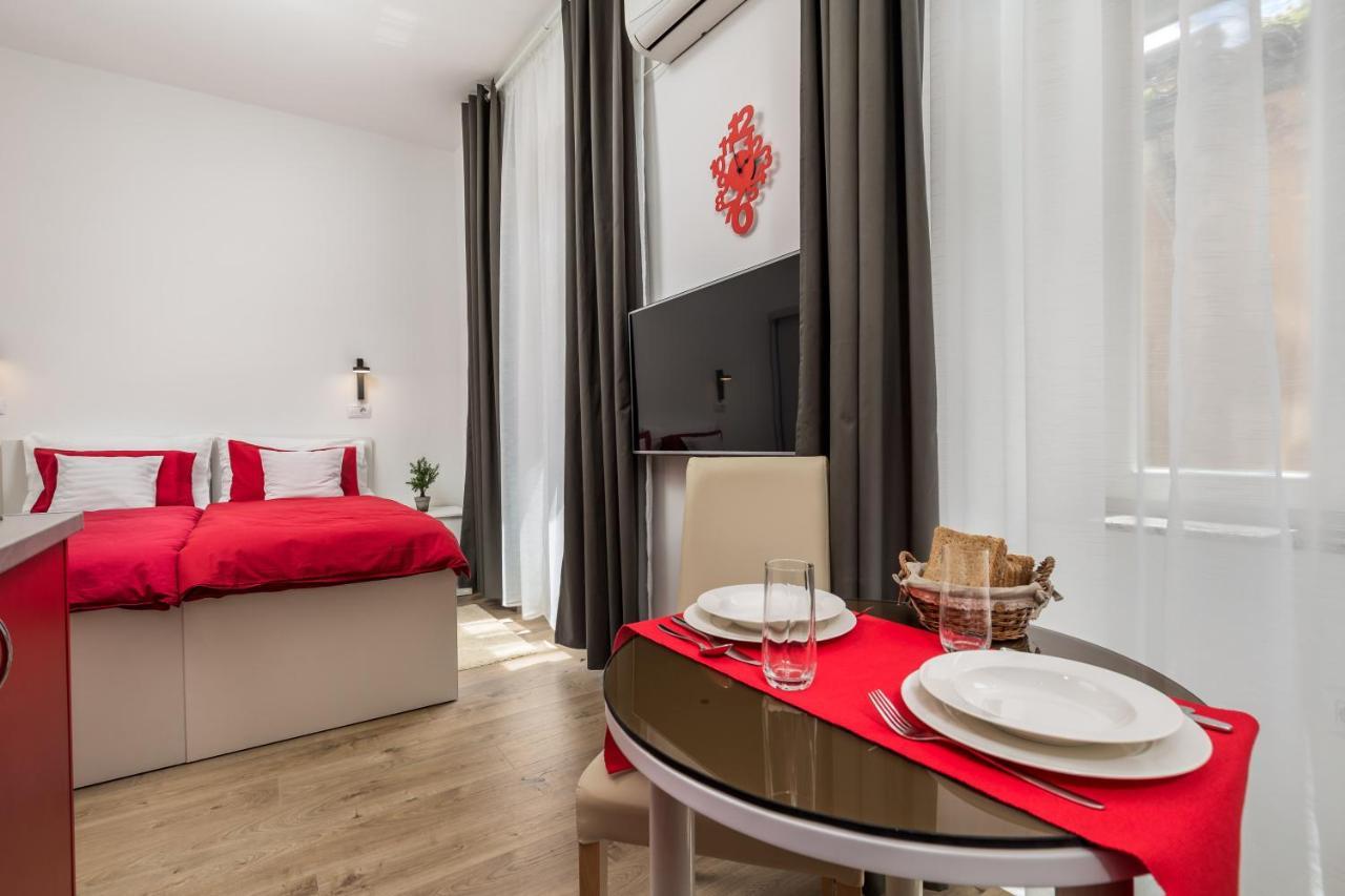 Quiet Center Apartments Риека Экстерьер фото
